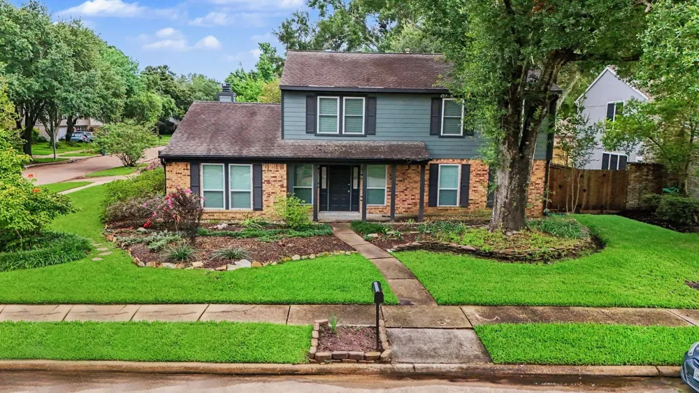 15703 Maple Manor Drive Houston, TX 77095