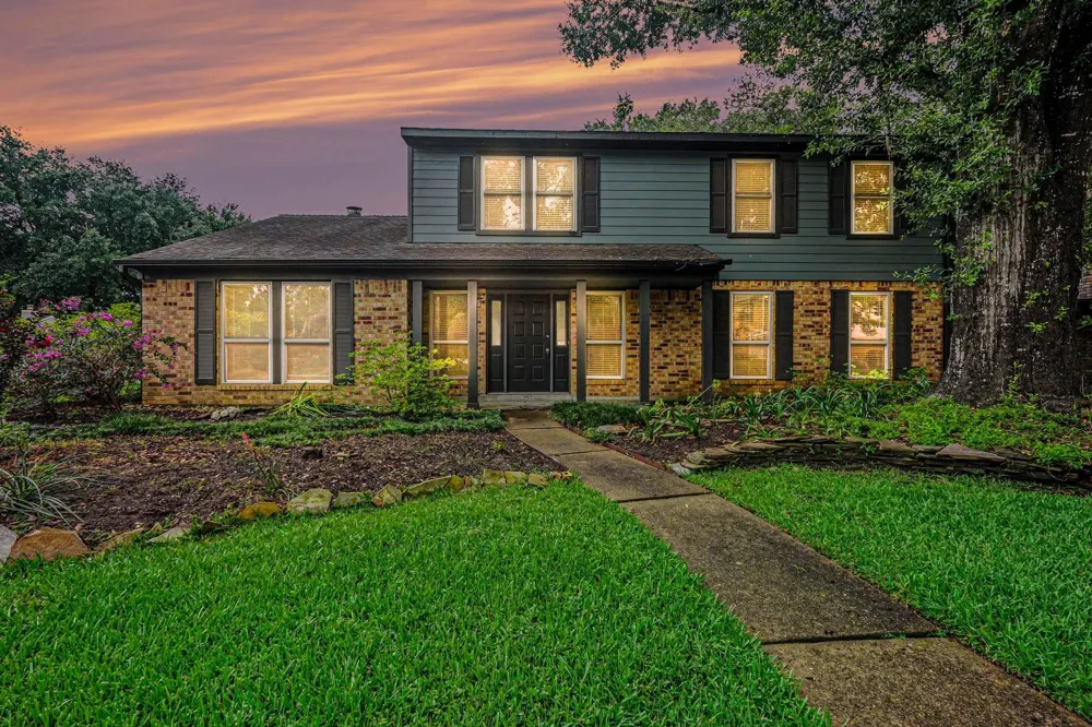 15703 Maple Manor Drive Houston, TX 77095