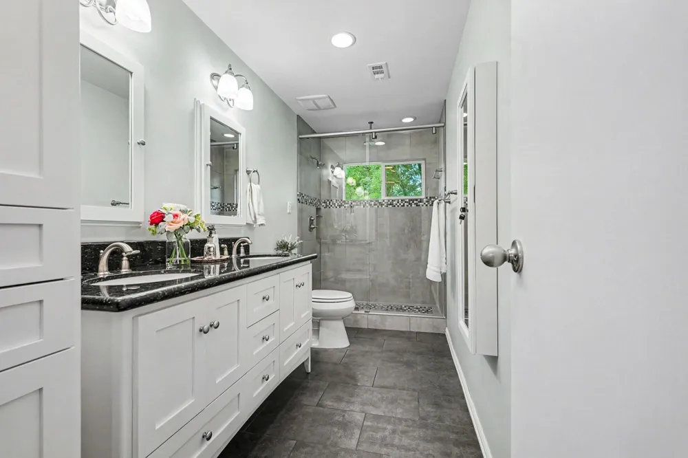15703 Maple Manor Drive Houston, TX 77095