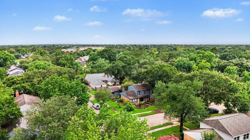 15703 Maple Manor Drive Houston, TX 77095