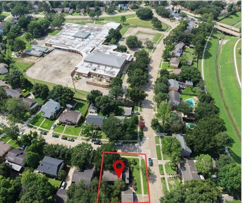 15703 Maple Manor Drive Houston, TX 77095
