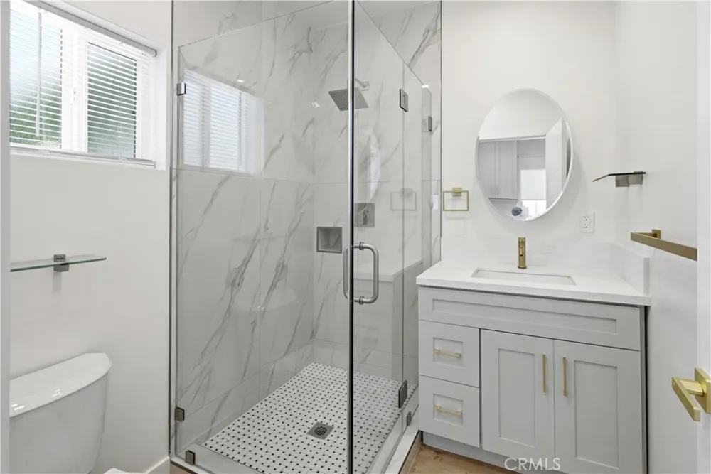5034 W 130th Hawthorne, CA 90250