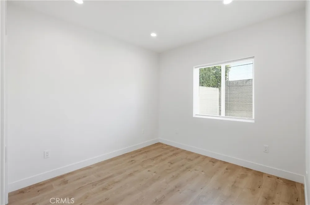 5034 W 130th Hawthorne, CA 90250