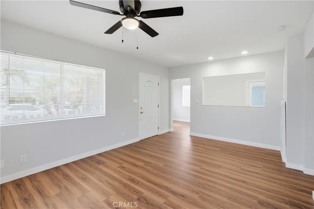 5034 W 130th Hawthorne, CA 90250