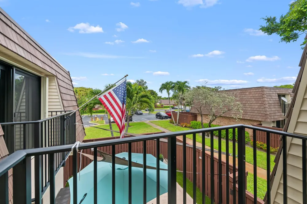 2512 SW 15th Street Deerfield Beach, FL 33442