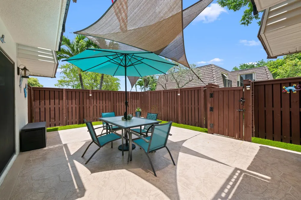 2512 SW 15th Street Deerfield Beach, FL 33442