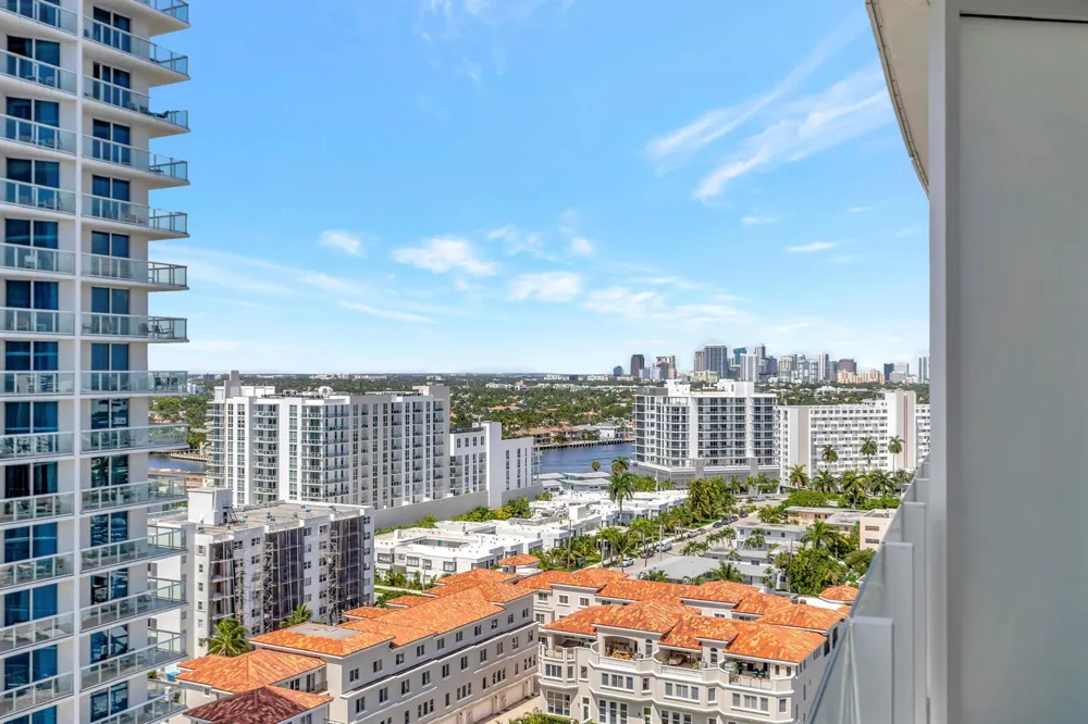 525 Fort Lauderdale Beach Boulevard #1605 Fort Lauderdale, FL 33304