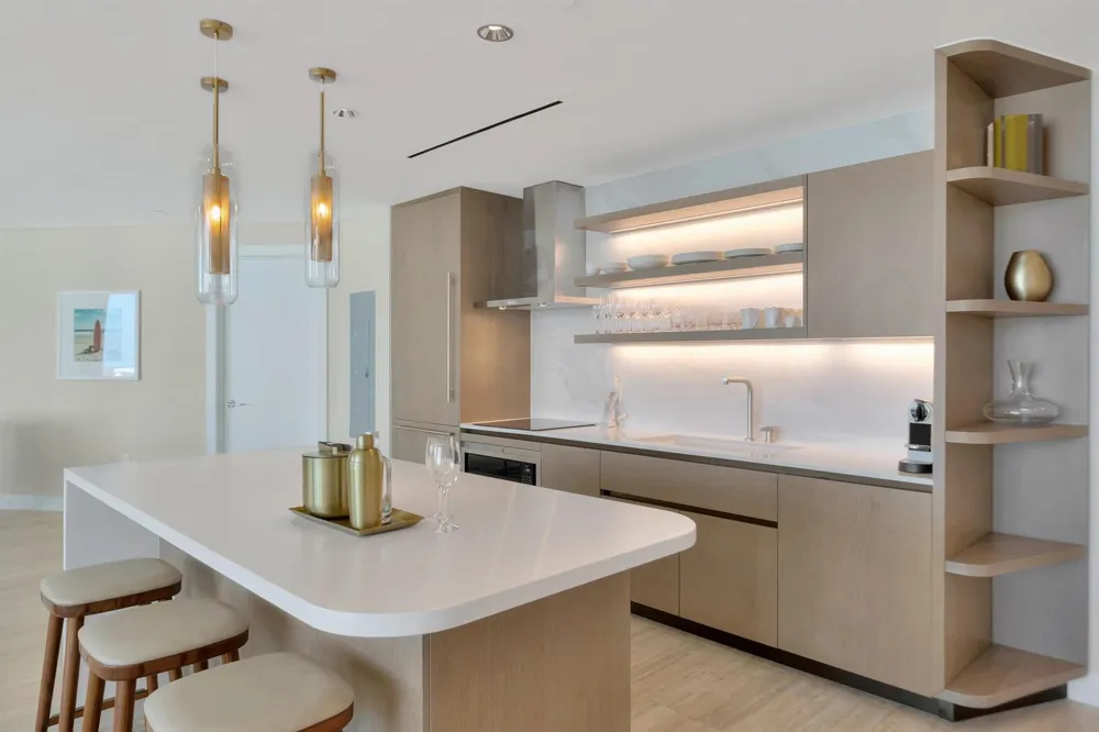 525 Fort Lauderdale Beach Boulevard #602 Fort Lauderdale, FL 33304