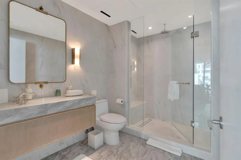 525 Fort Lauderdale Beach Boulevard #602 Fort Lauderdale, FL 33304