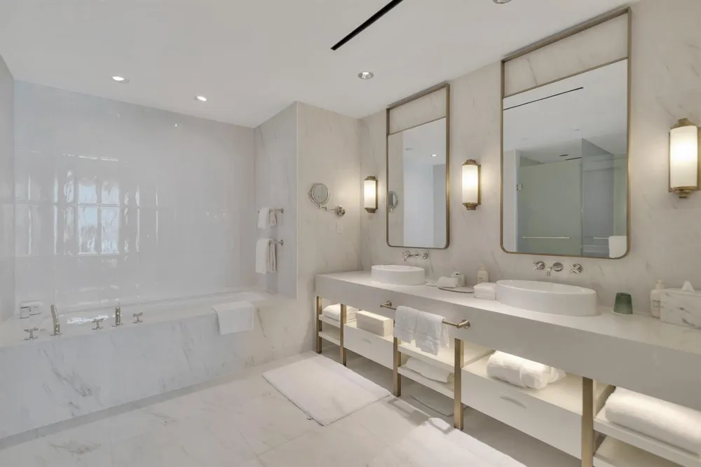 525 Fort Lauderdale Beach Boulevard #602 Fort Lauderdale, FL 33304