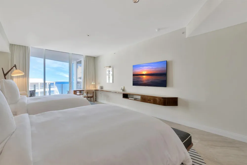 525 Fort Lauderdale Beach Boulevard #602 Fort Lauderdale, FL 33304