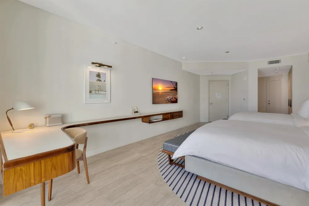 525 Fort Lauderdale Beach Boulevard #602 Fort Lauderdale, FL 33304