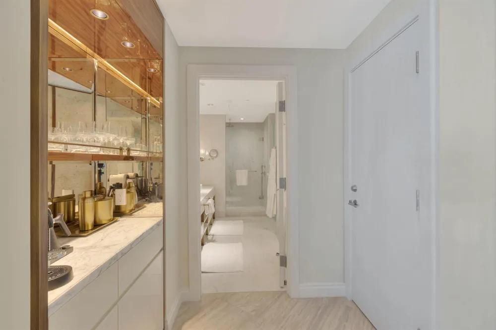 525 Fort Lauderdale Beach Boulevard #602 Fort Lauderdale, FL 33304