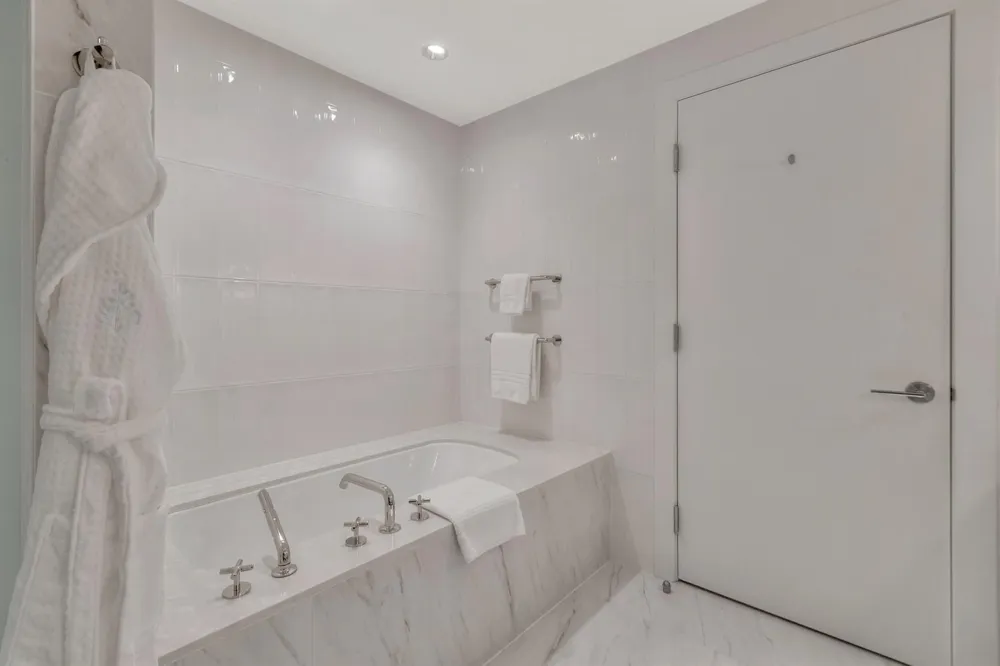 525 Fort Lauderdale Beach Boulevard #602 Fort Lauderdale, FL 33304