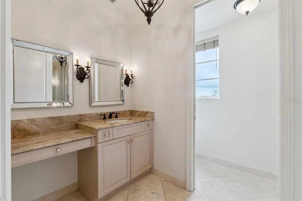 140 E MORSE BOULEVARD #J Winter Park, FL 32789