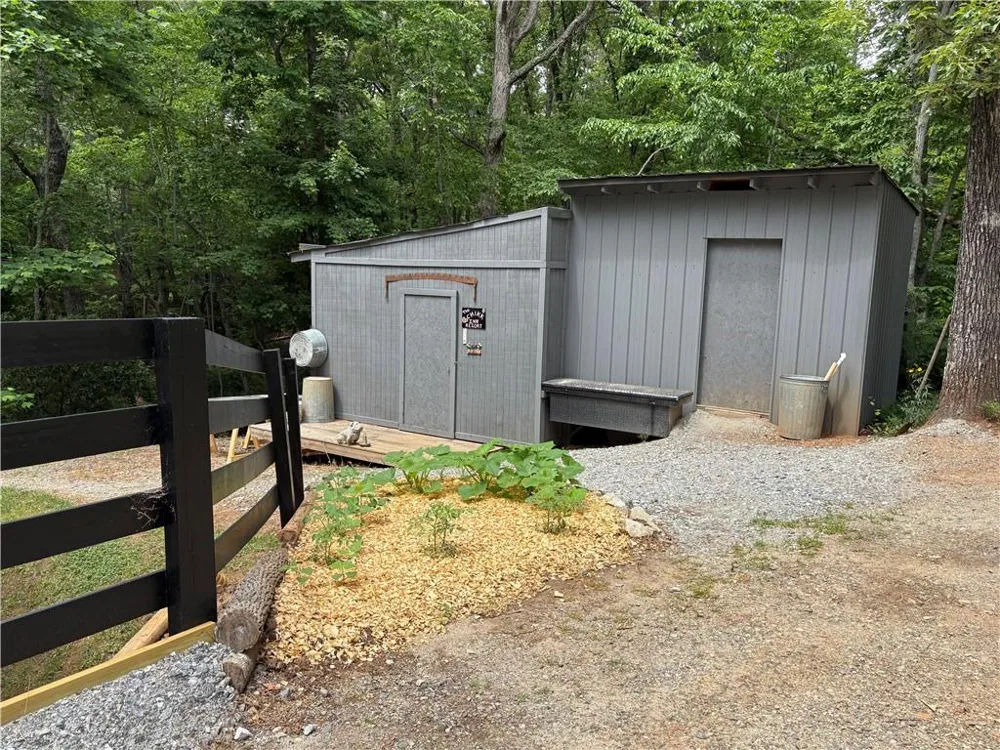 312 Aurum Hill Drive Cleveland, GA 30528