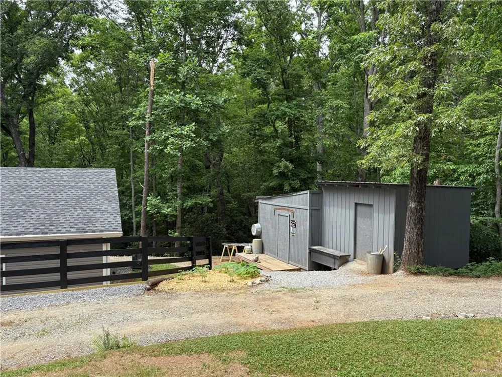 312 Aurum Hill Drive Cleveland, GA 30528