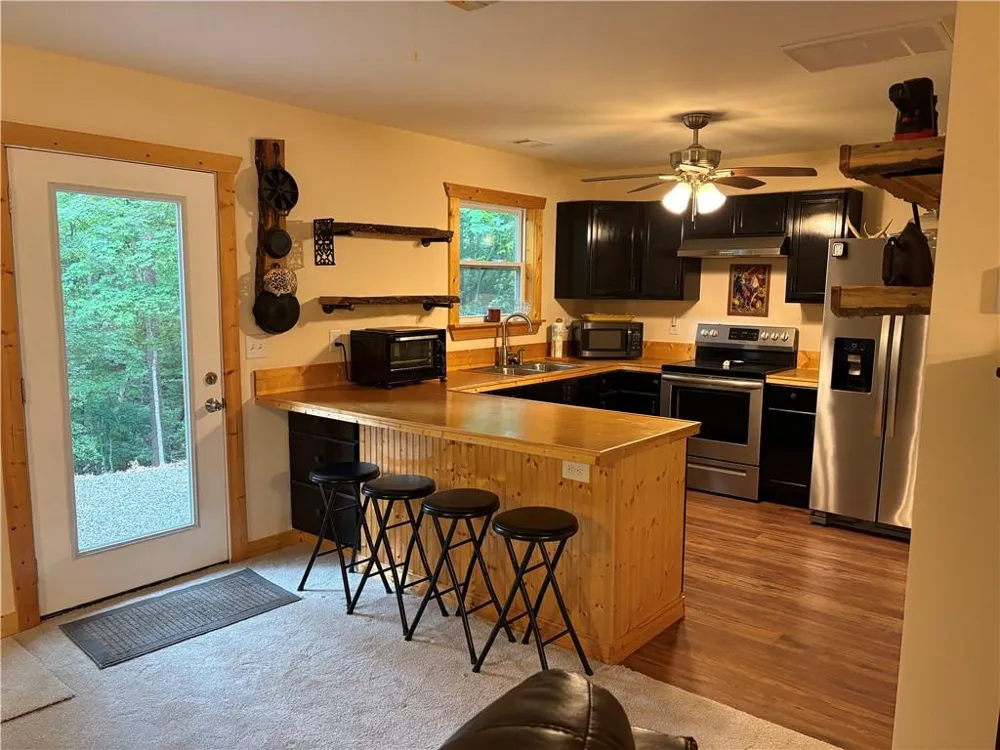 312 Aurum Hill Drive Cleveland, GA 30528