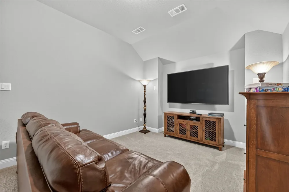 1812 Briscoe Drive Lantana, TX 76226