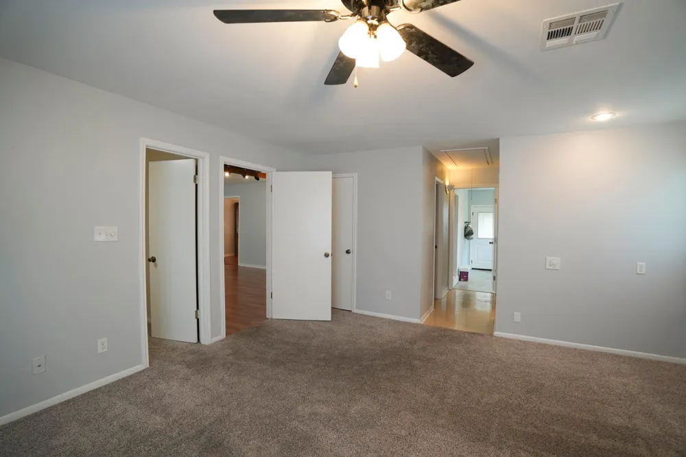 214 South Street Schulenburg, TX 78956