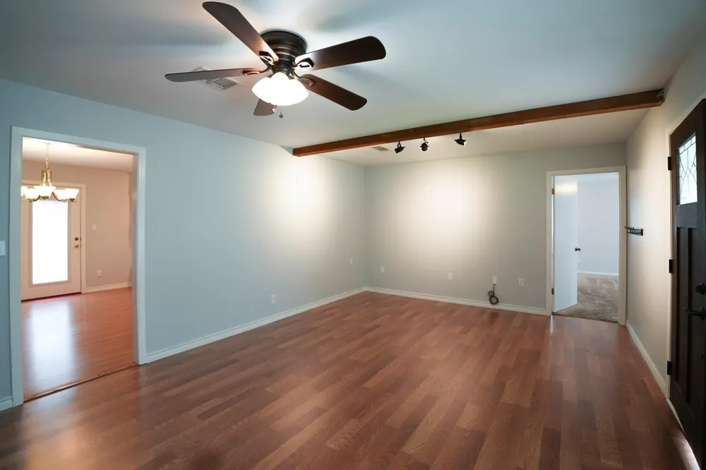214 South Street Schulenburg, TX 78956