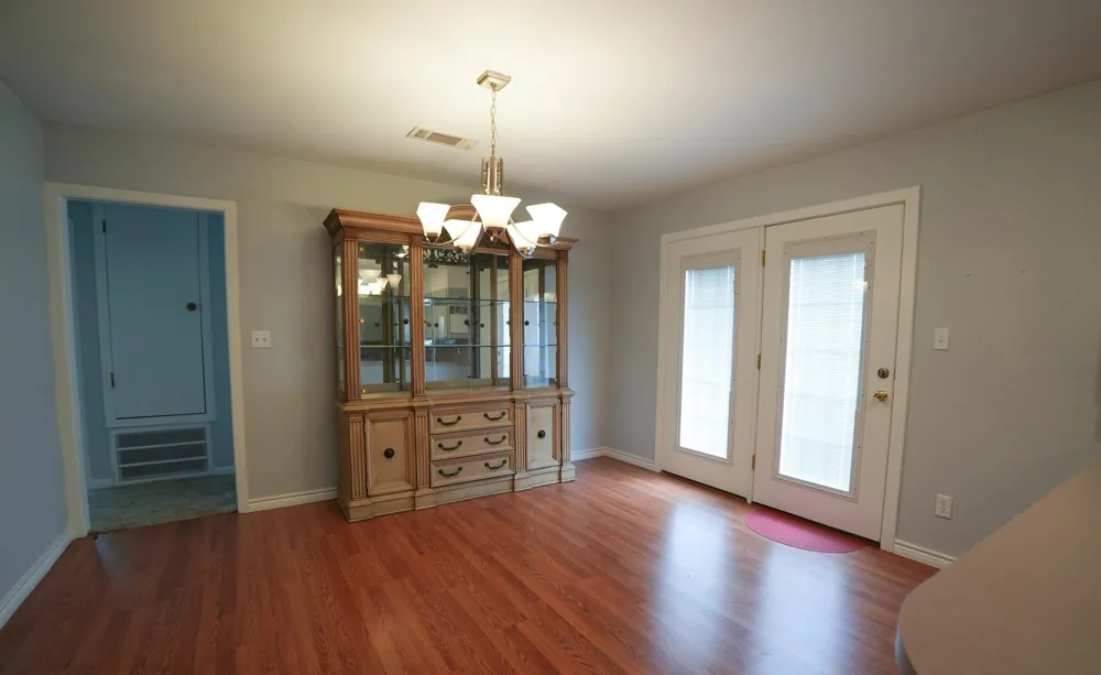 214 South Street Schulenburg, TX 78956
