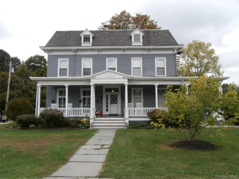 26 Oakland Avenue #2R