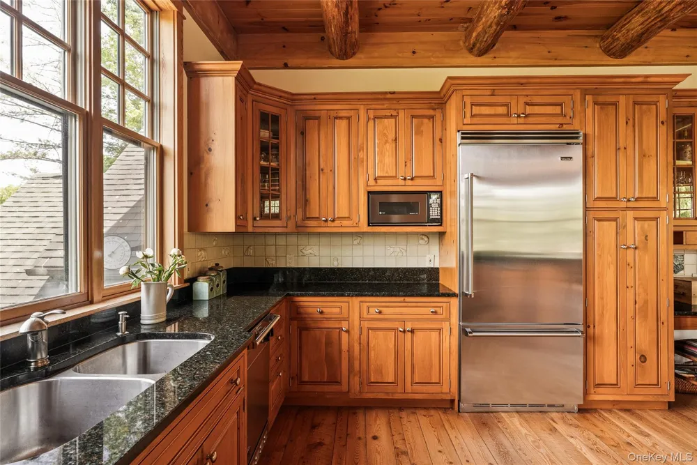 6 White Way Windham, NY 12496