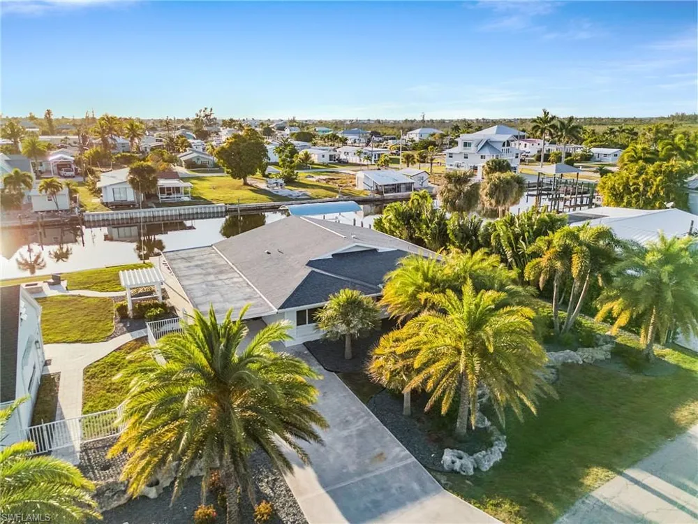 2823 8th Avenue St. James City, FL 33956