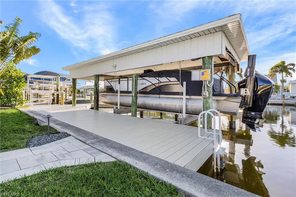 2823 8th Avenue St. James City, FL 33956