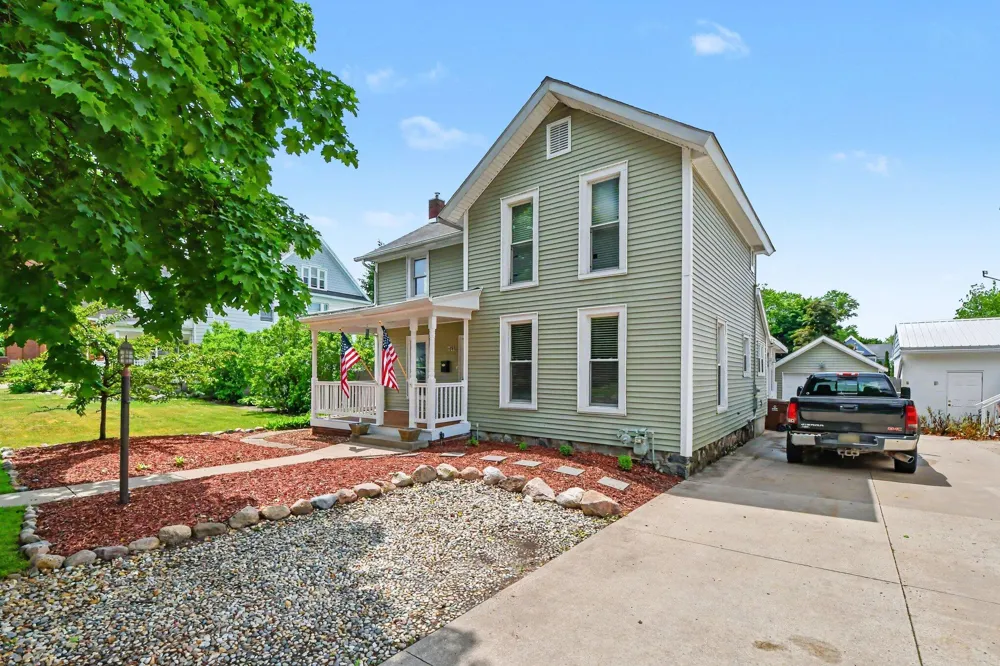 311 S Bridge Street Belding City, MI 48809