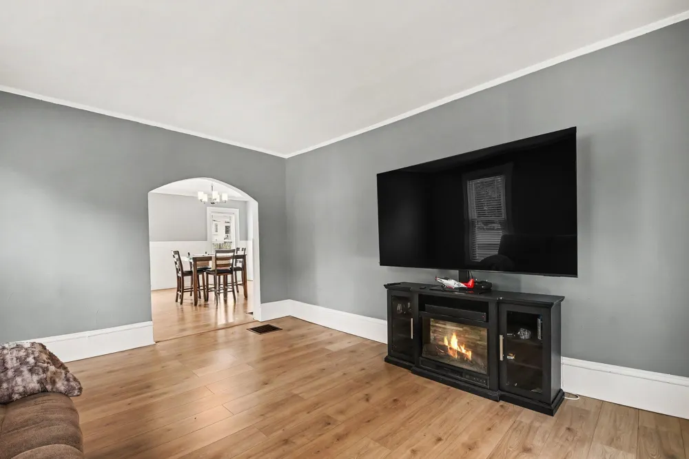 311 S Bridge Street Belding City, MI 48809