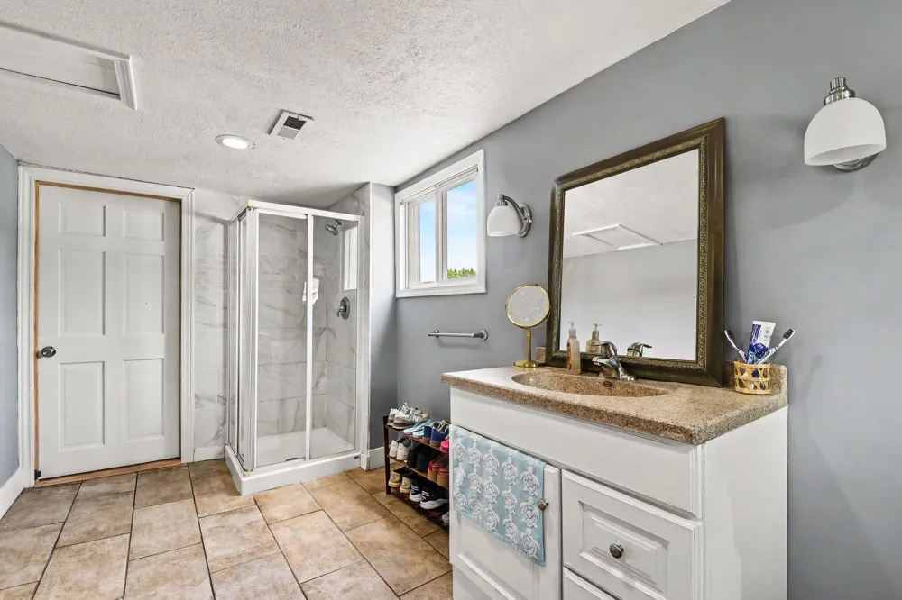 311 S Bridge Street Belding City, MI 48809