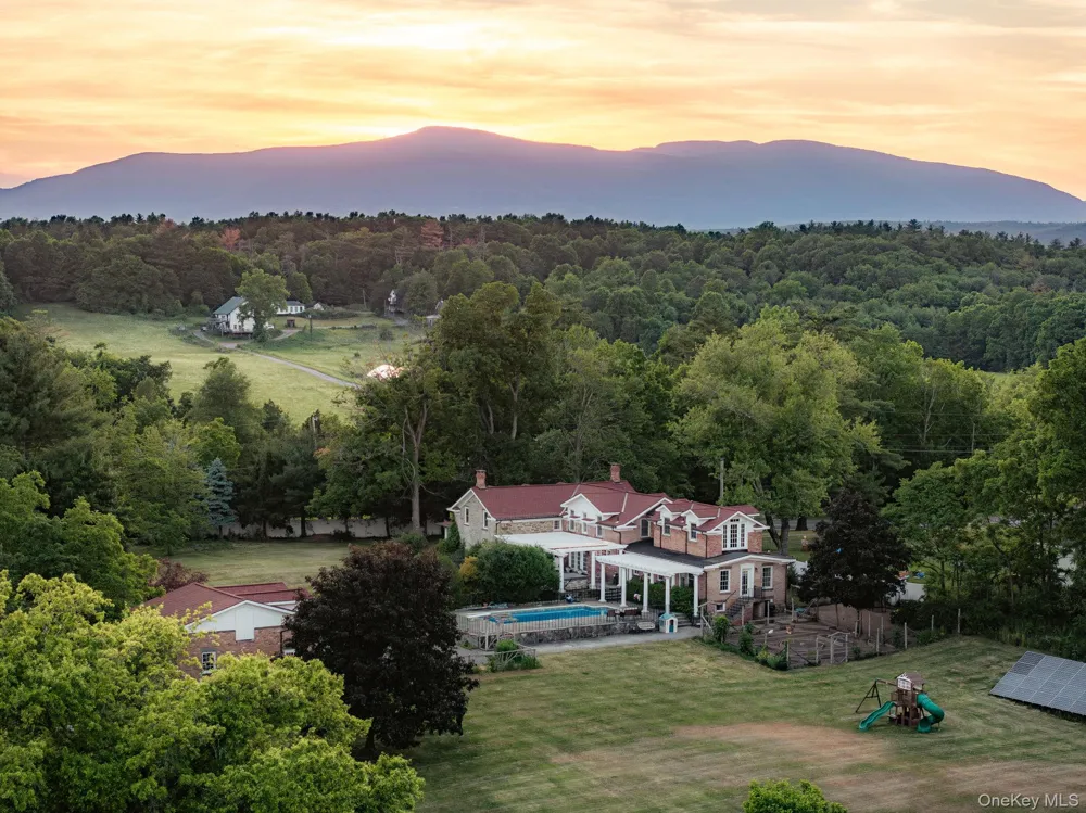 1830 Route 32 Saugerties, NY 12477