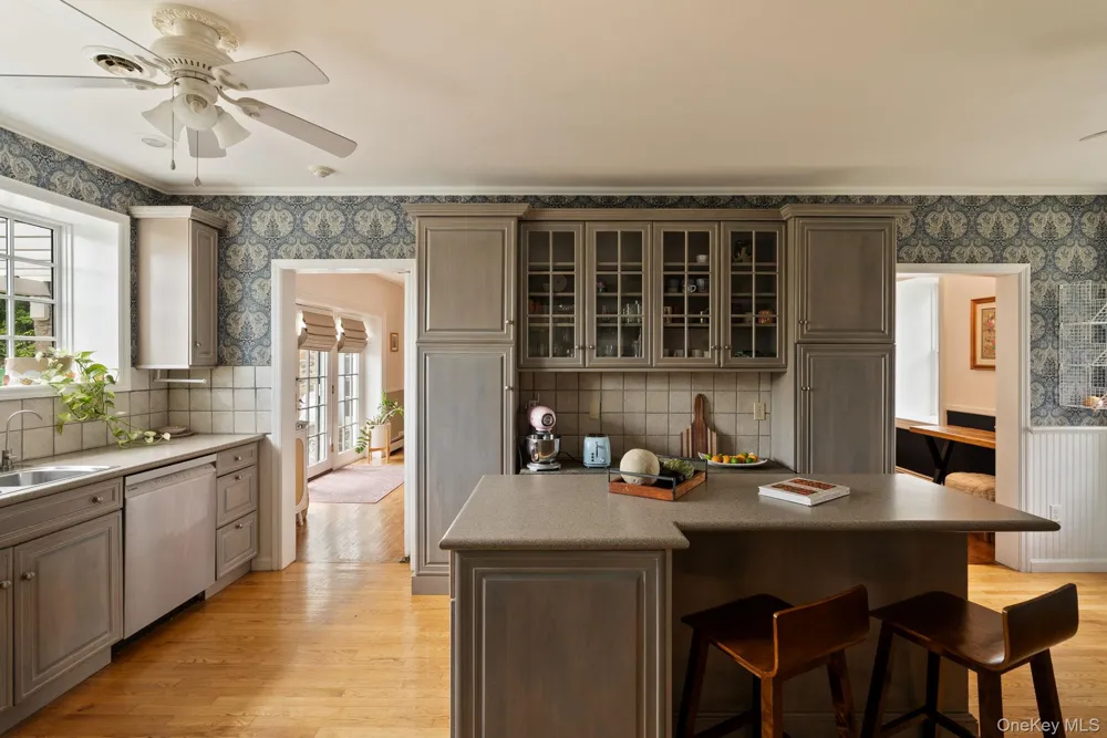1830 Route 32 Saugerties, NY 12477