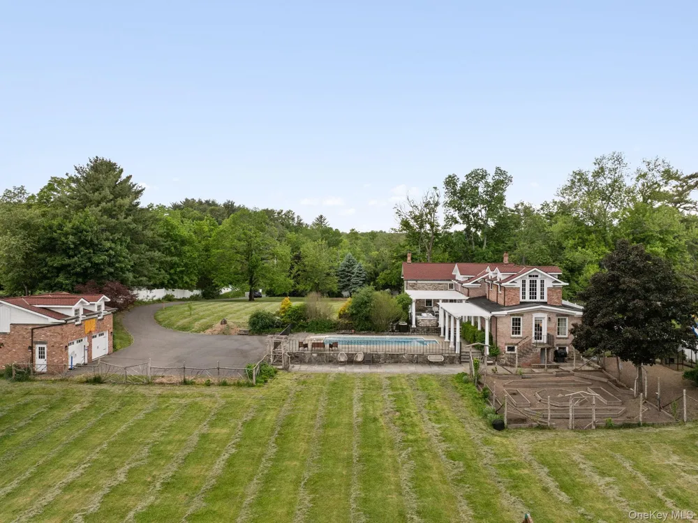 1830 Route 32 Saugerties, NY 12477