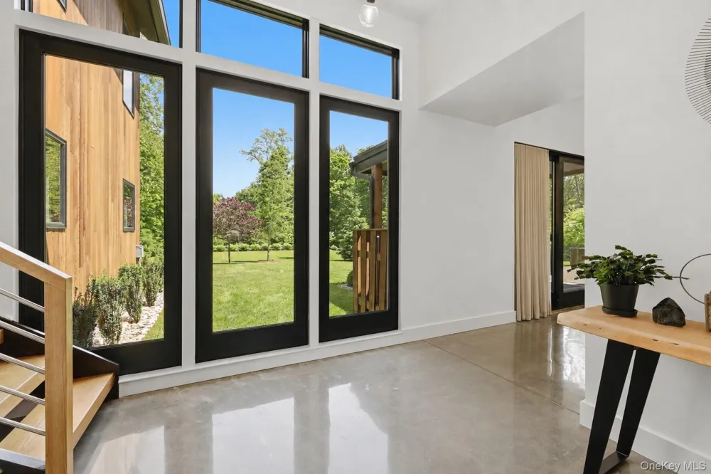 44 Woodlands Trail Clinton Corners, NY 12514