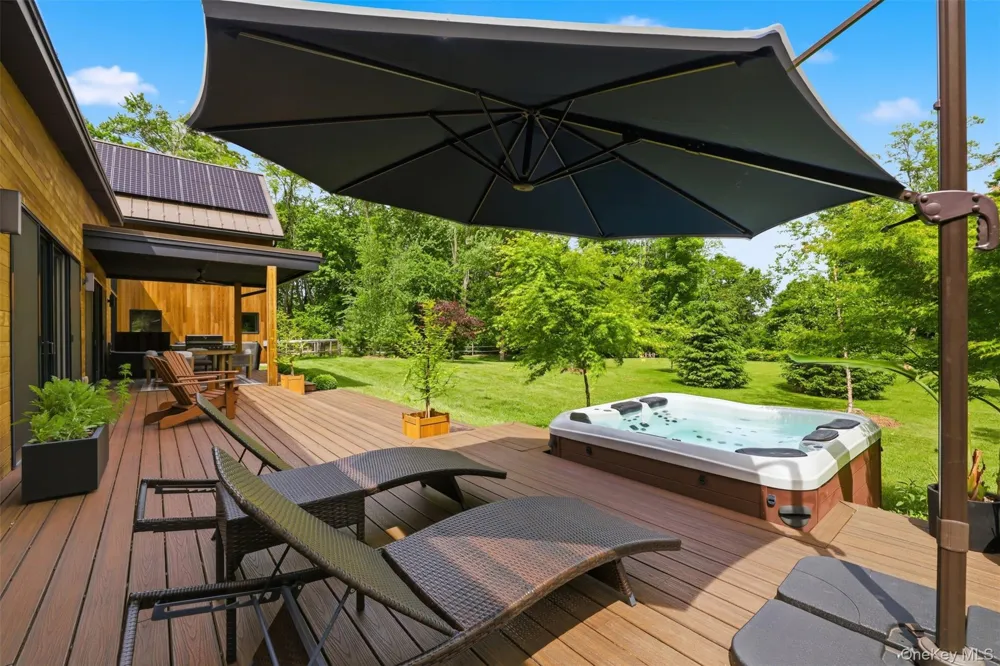 44 Woodlands Trail Clinton Corners, NY 12514