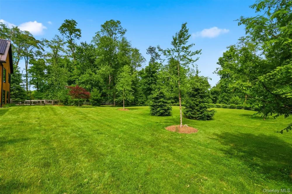 44 Woodlands Trail Clinton Corners, NY 12514