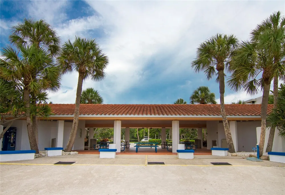 2450 HARBOURSIDE DRIVE #244 Longboat Key, FL 34228