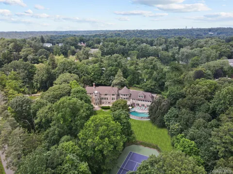 383 Woodlands Road