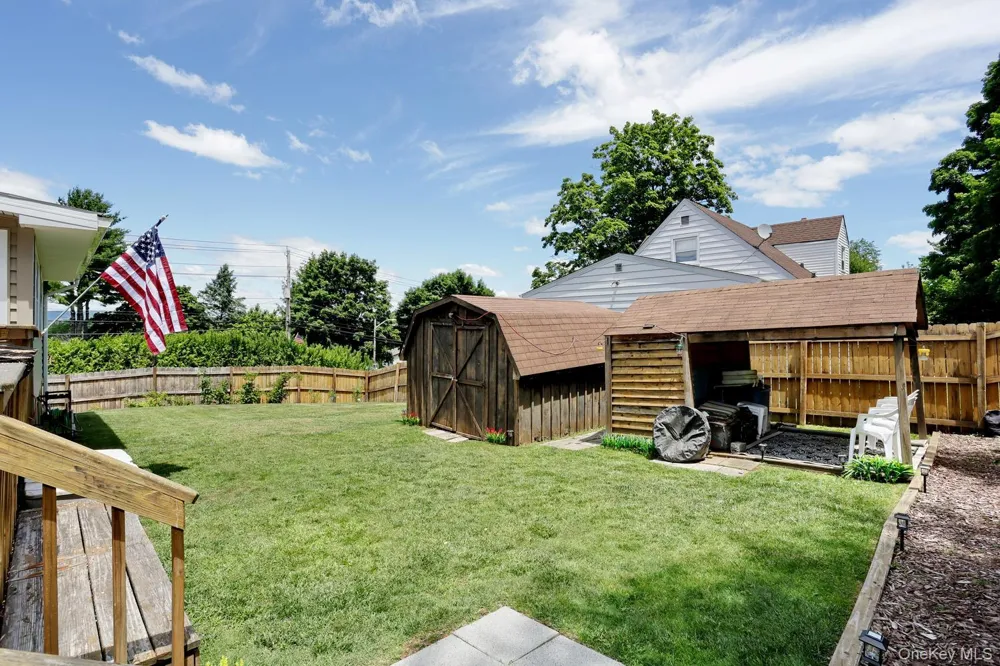 1 Havervale Lane Garnerville, NY 10923