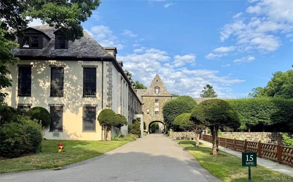 3 Langeloth Drive Cortlandt Manor, NY 10567