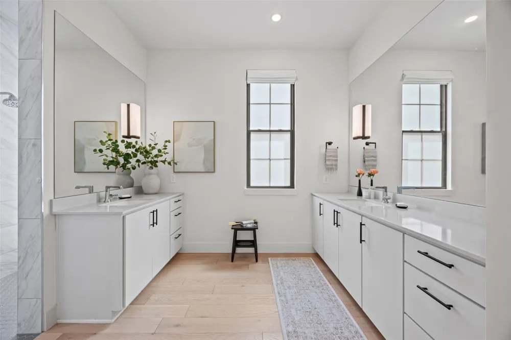 3102 Brinwood Avenue Austin, TX 78704