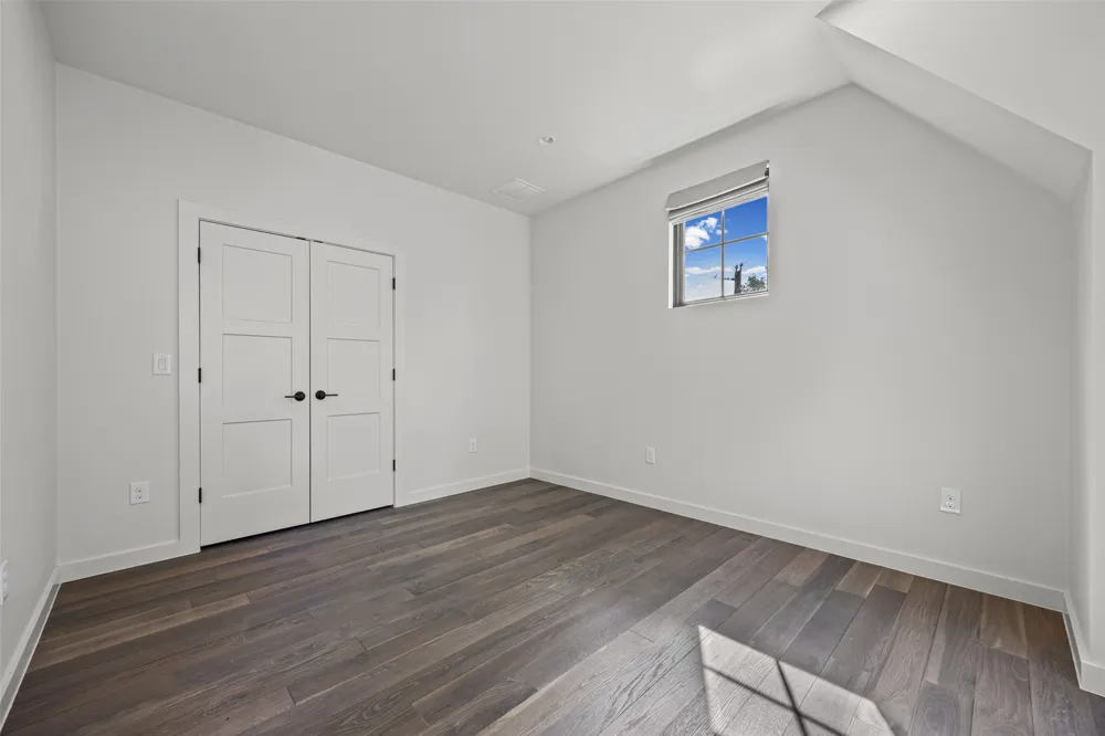 3102 Brinwood Avenue Austin, TX 78704