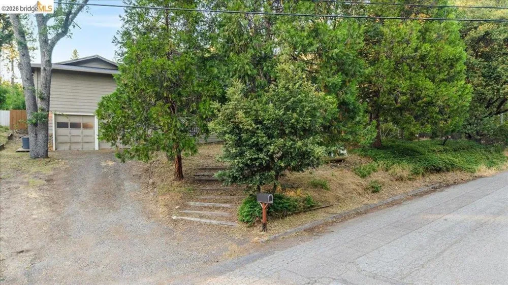 21787 Crystal Lake Dr Sonora, CA 95370