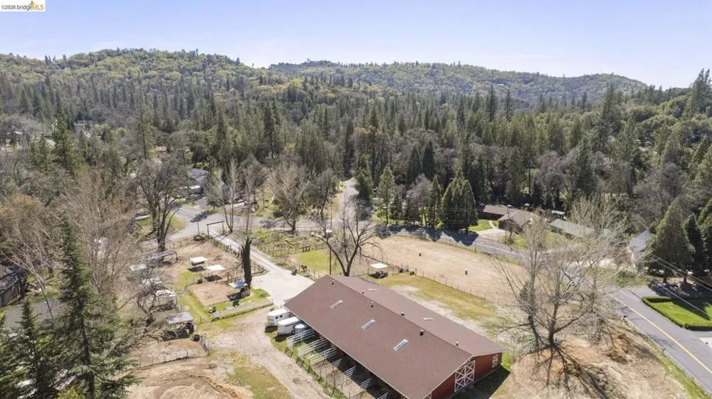 21787 Crystal Lake Dr Sonora, CA 95370
