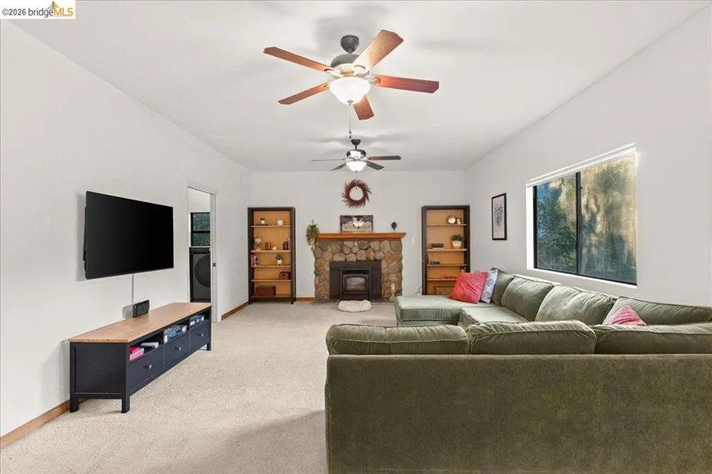 21787 Crystal Lake Dr Sonora, CA 95370