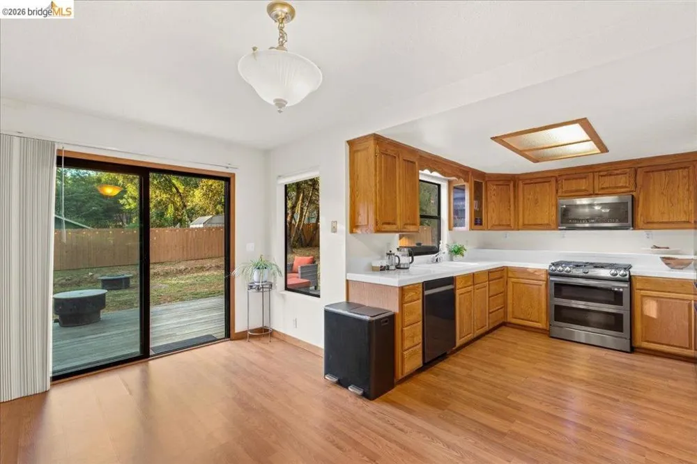 21787 Crystal Lake Dr Sonora, CA 95370