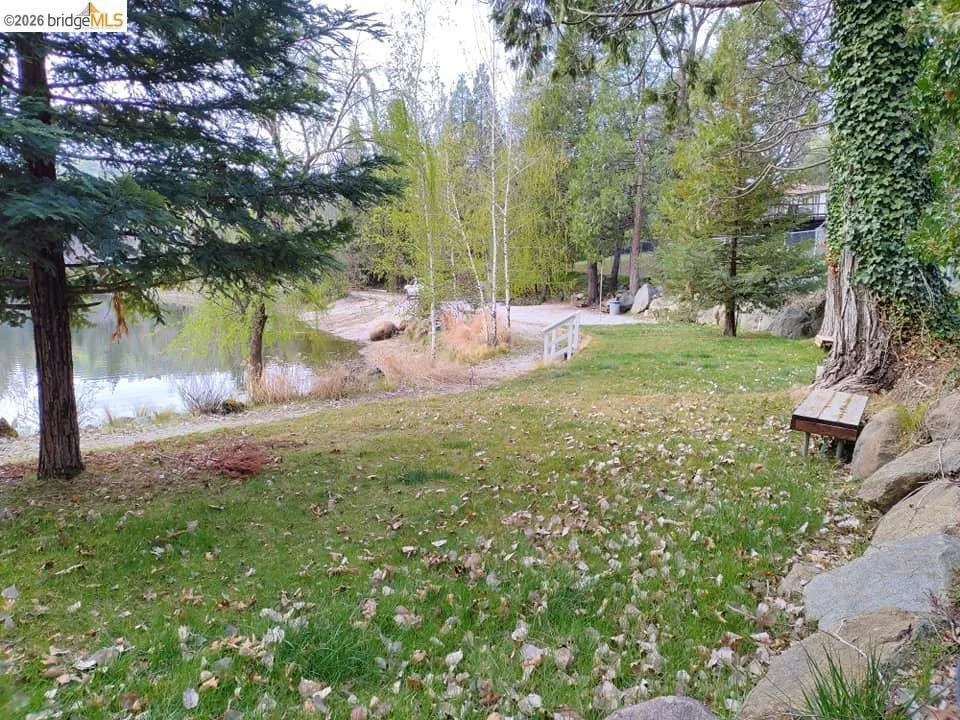 21787 Crystal Lake Dr Sonora, CA 95370